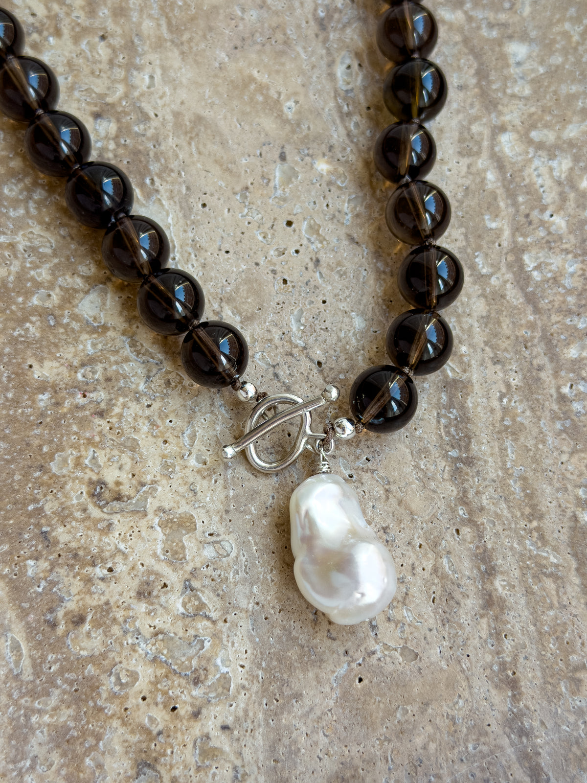Rocky Necklace – Smoky Quartz & Freshwater Pearl