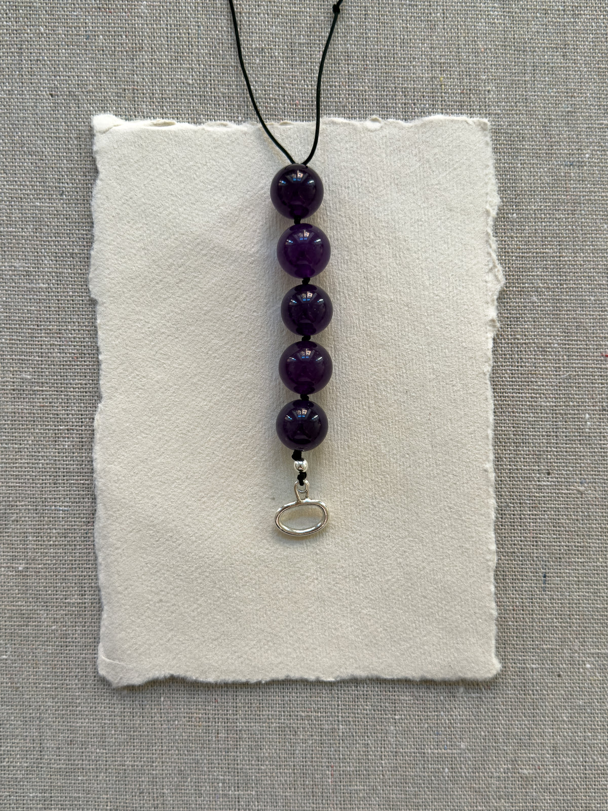 Lily Necklace – Amethyst & Freshwater Pearl