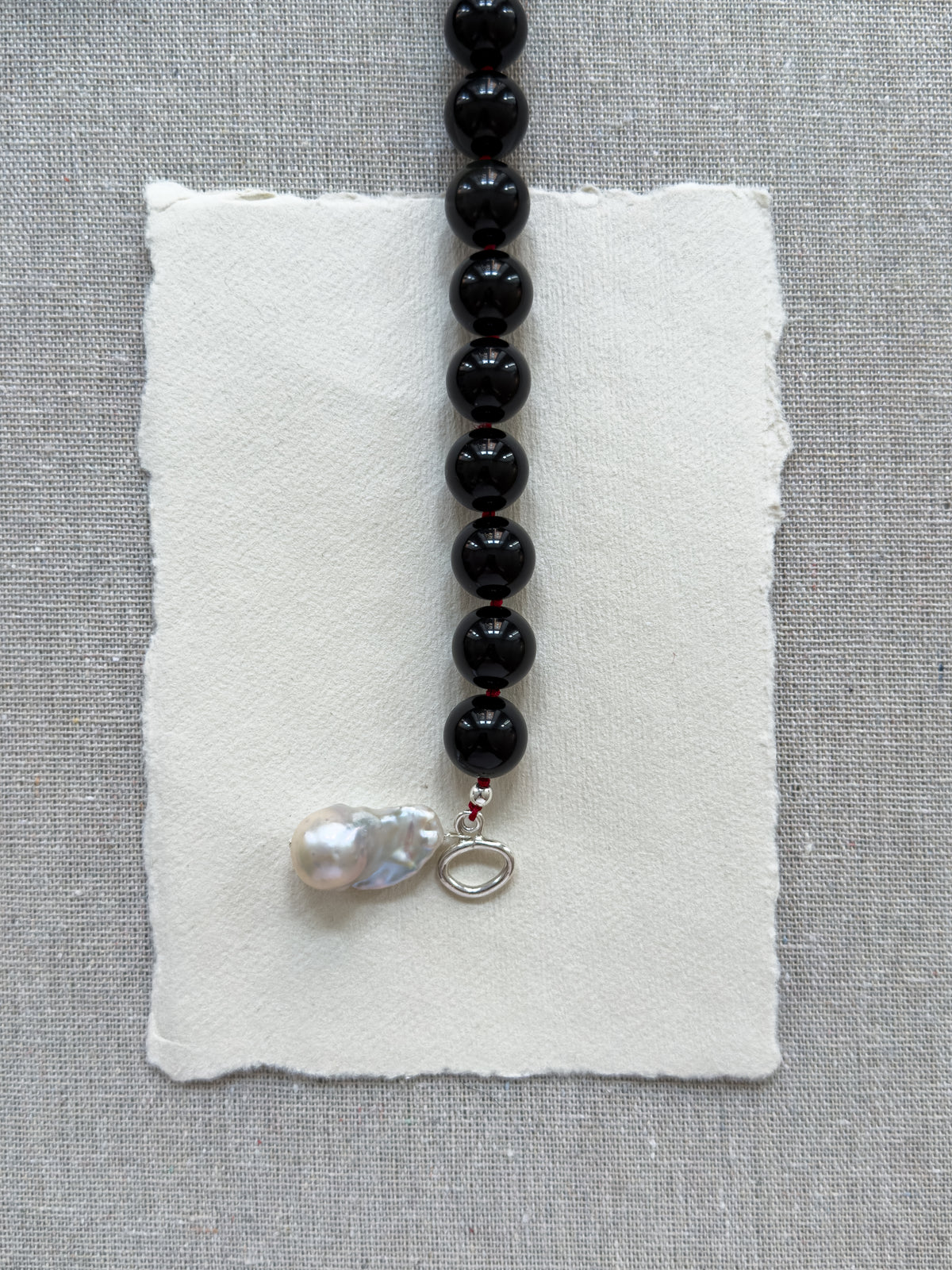 Maggie Necklace – Black Onyx & Freshwater Pearl