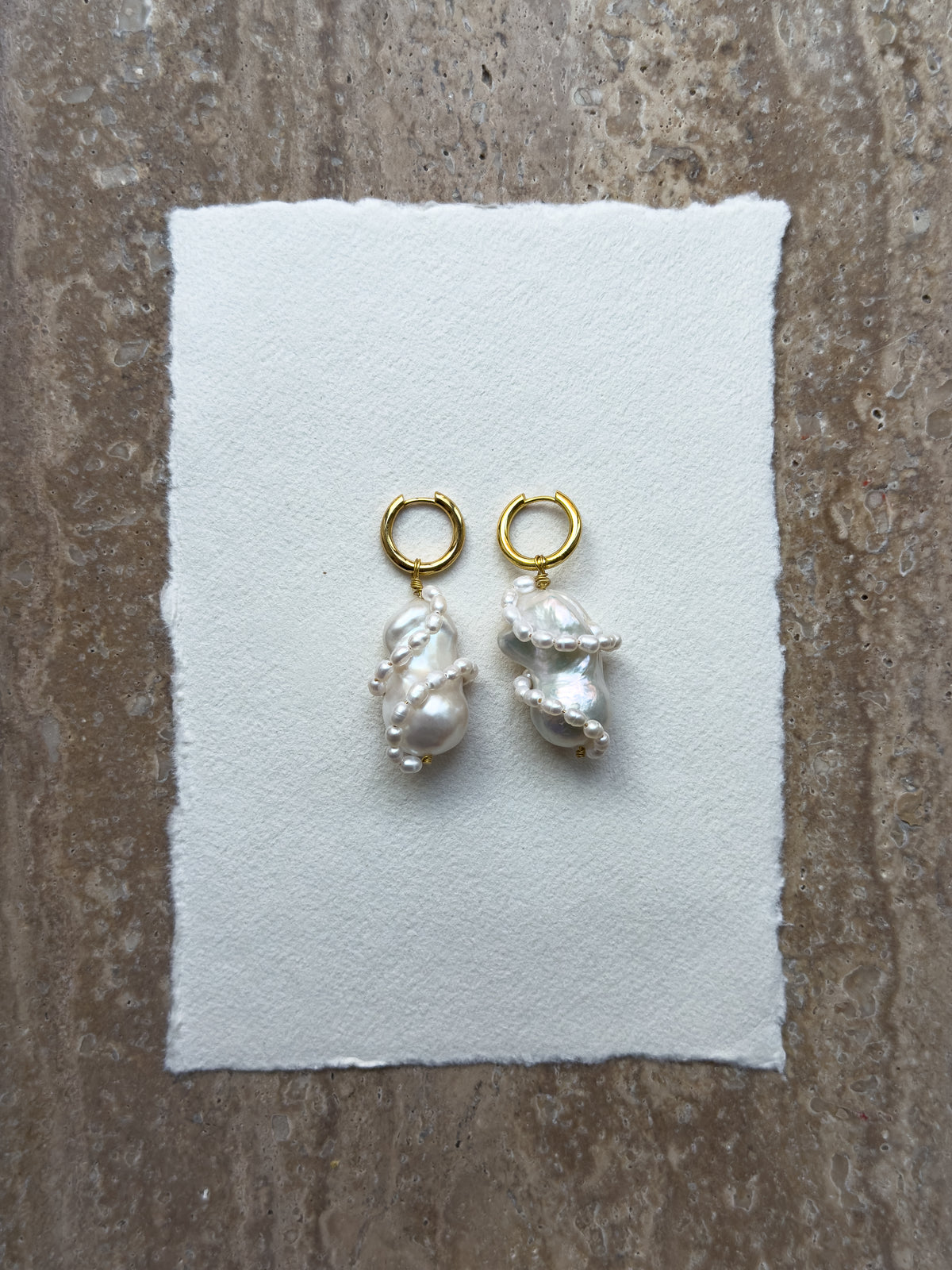 Bianca baroque freshwater pearl hoop earrings – SAKRI