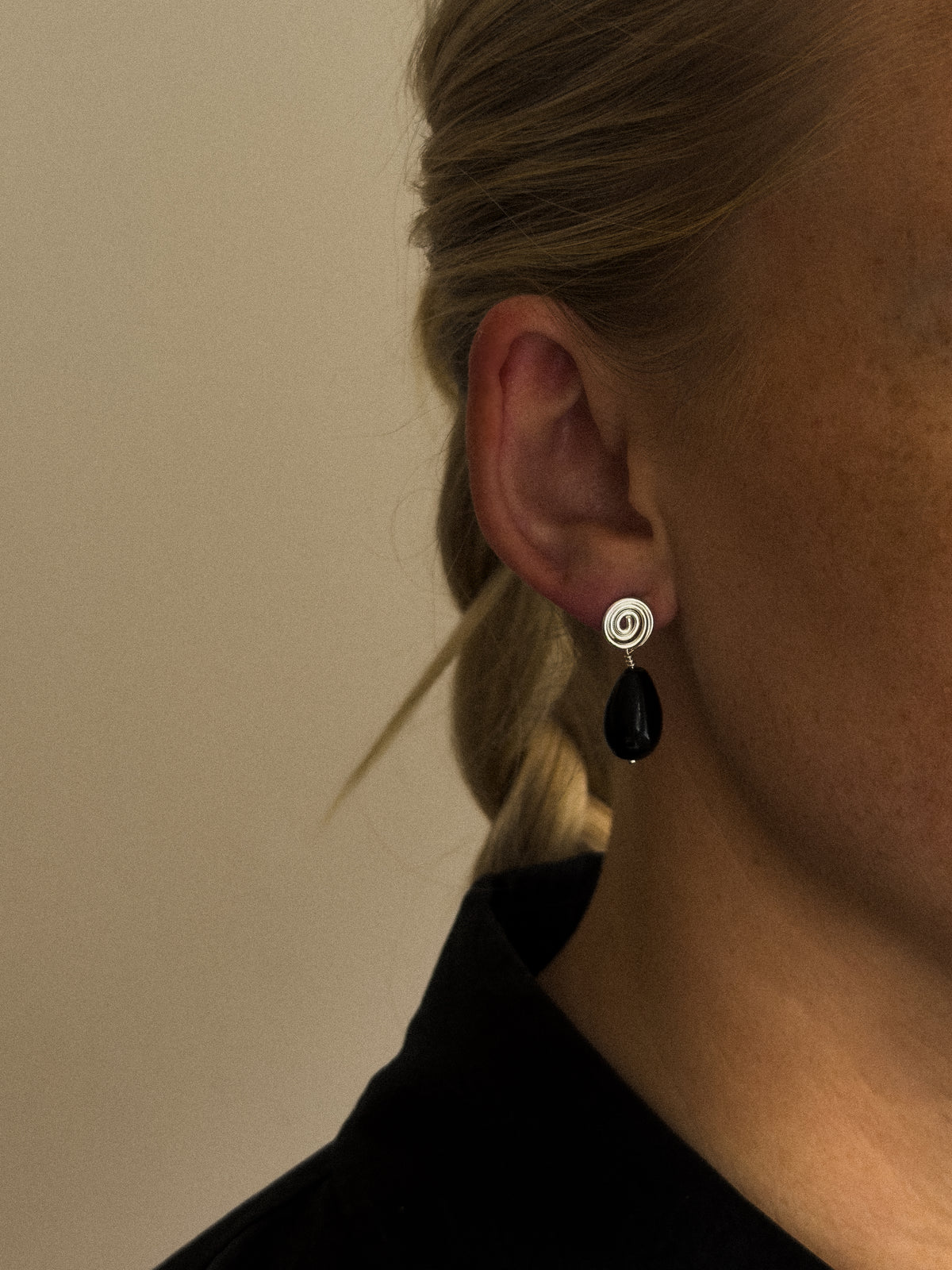 Wish Earrings - Onyx Drop