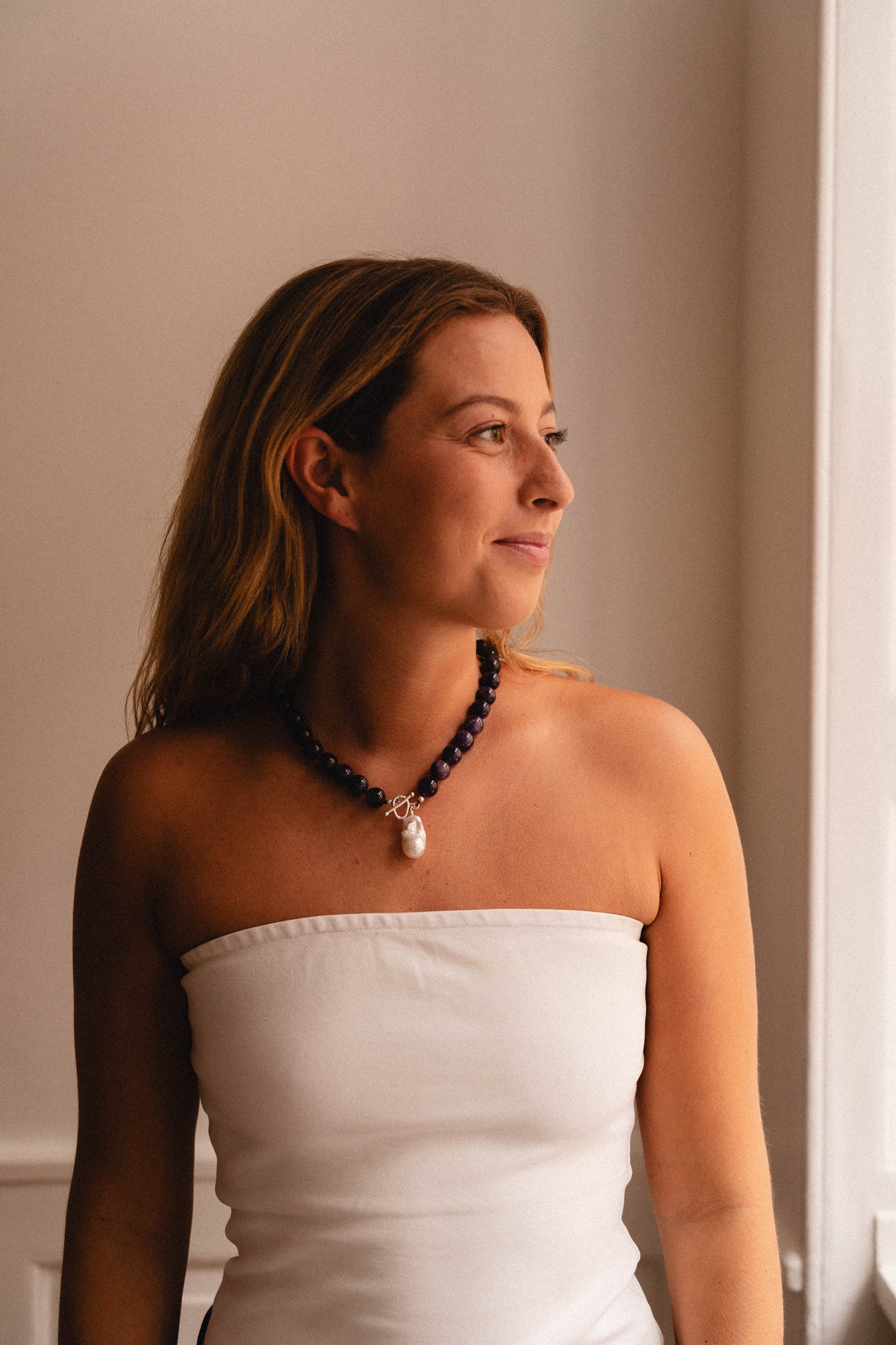 Lily Necklace – Amethyst & Freshwater Pearl