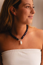 Lily Necklace – Amethyst & Freshwater Pearl